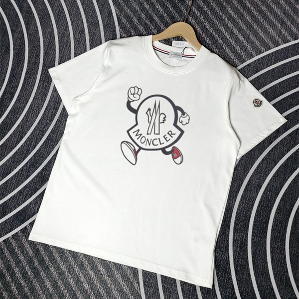 モンクレールTシャツ正面デザイン